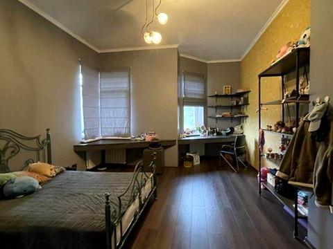 будинок за адресою Сонячна вул.