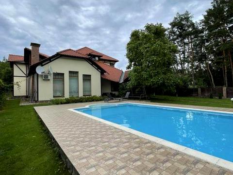 будинок за адресою Сонячна вул.