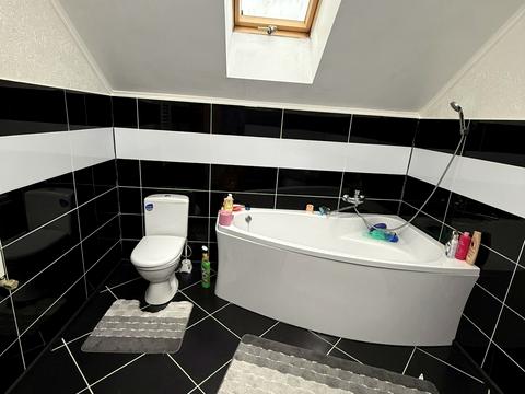 будинок за адресою Відродженні, 18