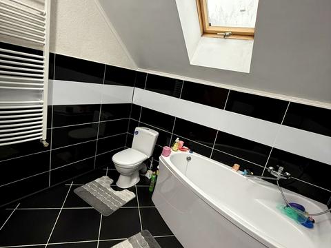 будинок за адресою Відродженні, 18