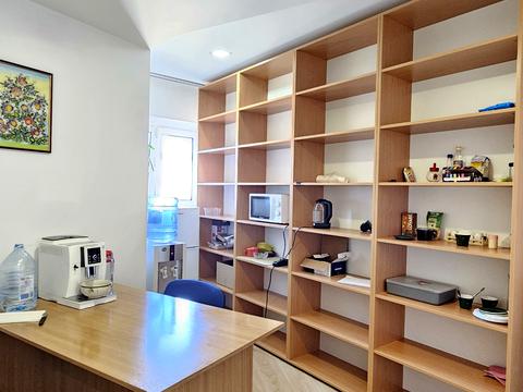 комерційна за адресою Велика Васильківська вул. (Червоноармійська), 9-2