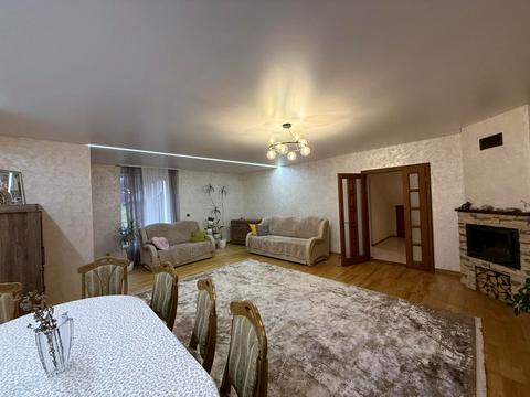 будинок за адресою Відродженні, 18