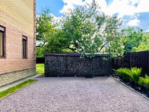 будинок за адресою Садова