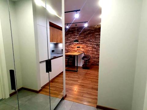 квартира за адресою Салютна вул., (Будинок 02301-02303)