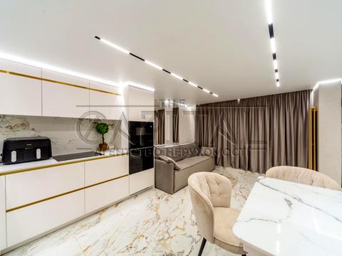 будинок за адресою вул. Союз Безрадичі