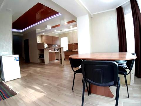 будинок за адресою Садова