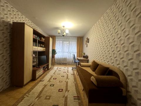 квартира за адресою Трамвайна вул. (Революційна), 79а