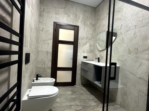 будинок за адресою Центральна