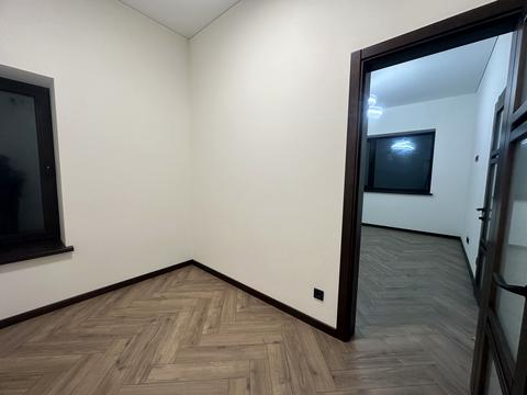 дом по адресу Центральна