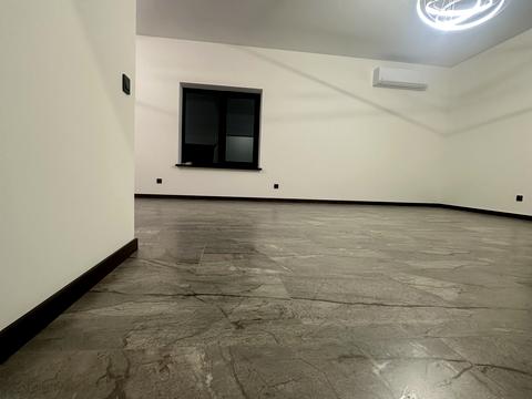 дом по адресу Центральна