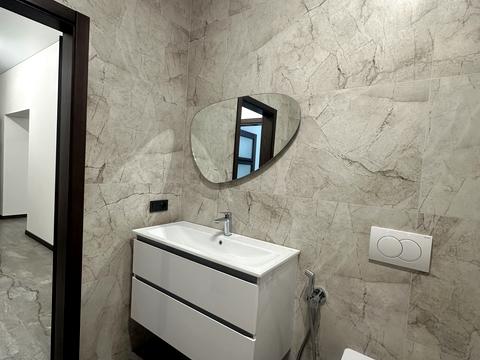 дом по адресу Центральна