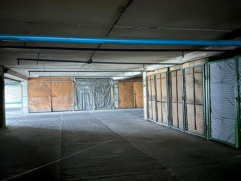 паркомісце за адресою Євгена Коновальця вул., 7а