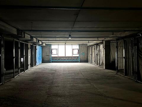 паркомісце за адресою Євгена Коновальця вул., 7а