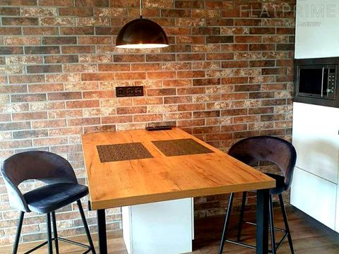 квартира за адресою Салютна вул., 2к21