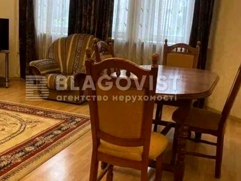 квартира за адресою Дмитрівська вул., 9-11