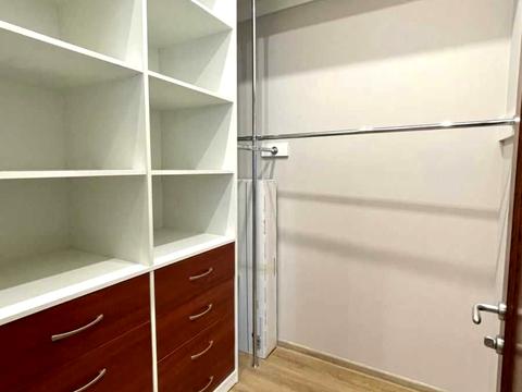 квартира за адресою Центральна вул., (Будинок 3)