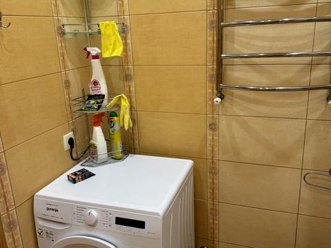 квартира за адресою Озерна вул., 10/1в