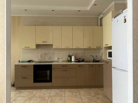 квартира за адресою Миколи Бажана просп., 1-М