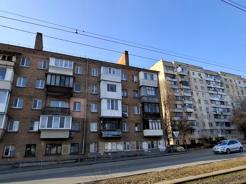 квартира за адресою Автозаводська вул., 87-А