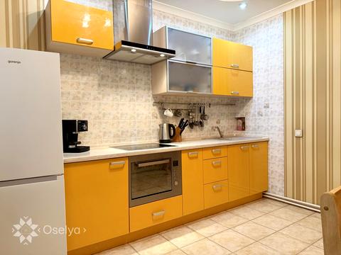 квартира за адресою Анни Ахматової вул., 13