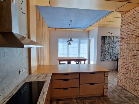 дом по адресу Будівельників вул., 4