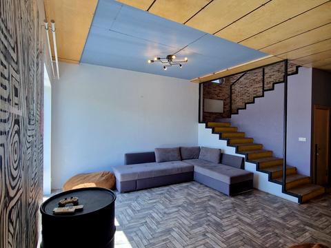 дом по адресу Будівельників вул., 4