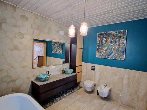 дом по адресу Будівельників вул., 4