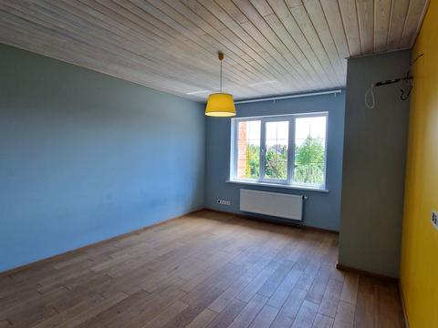 дом по адресу Будівельників вул., 4