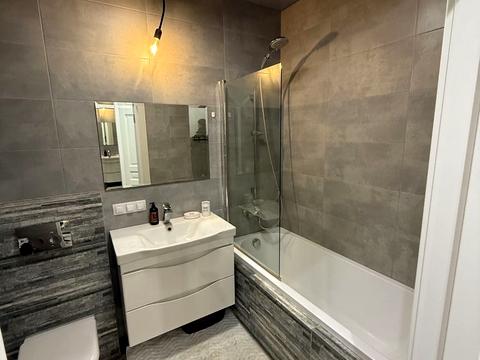 квартира за адресою Володимира Івасюка просп. (Героїв Сталінграду), 2-Д