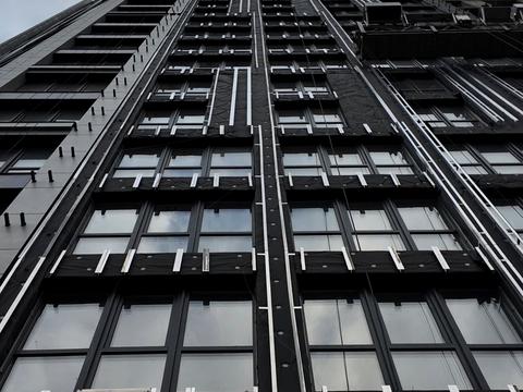 квартира за адресою 3 Штурмової Бригади вул. (6-ї Стрілецької Дивізії), (Будинок)