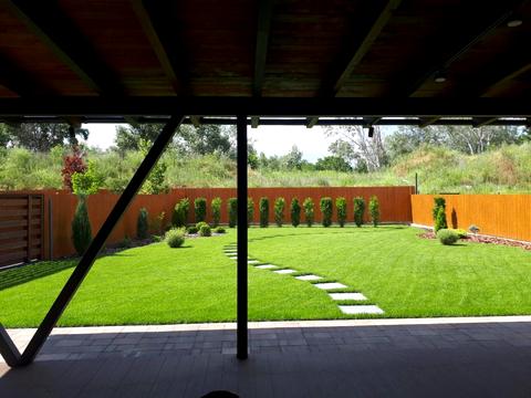 будинок за адресою Лютнева вул.