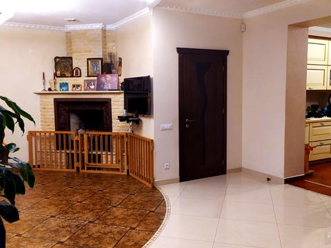 будинок за адресою Якорній пер