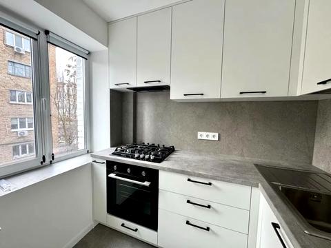 квартира по адресу Ростиславская ул. (Маршала Рыбалко), 7/18