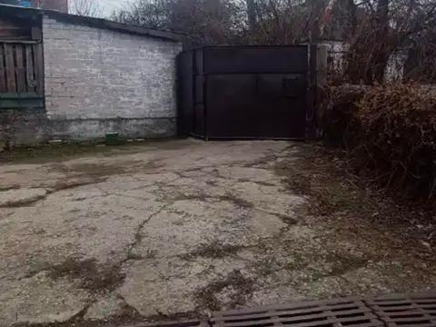 будинок за адресою Михайла Комарова вул., 5