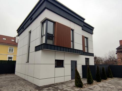 будинок за адресою Перемоги