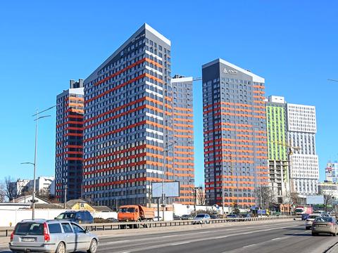 комерційна за адресою Миколи Бажана просп., 8-А