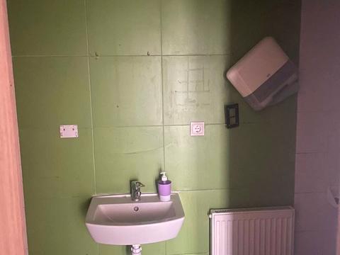 комерційна за адресою Джорджа Вашингтона вул. (Батальна), 6а