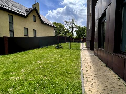 комерційна за адресою Джорджа Вашингтона вул. (Батальна), 6а