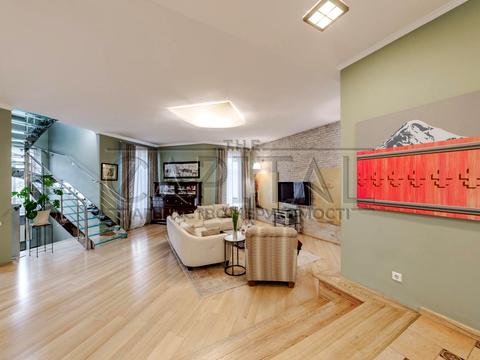 будинок за адресою Соборна вул. ()