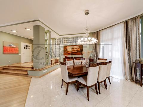 будинок за адресою Соборна вул. ()