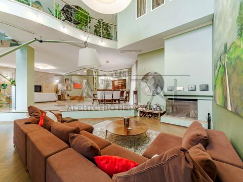 будинок за адресою Соборна вул. ()