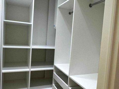 квартира за адресою Київ, Олександра Олеся вул., 17