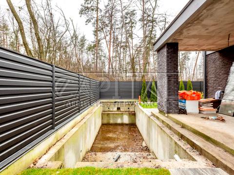 будинок за адресою Валерія Лобановського вул.