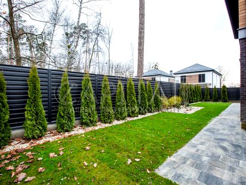 будинок за адресою Валерія Лобановського вул.