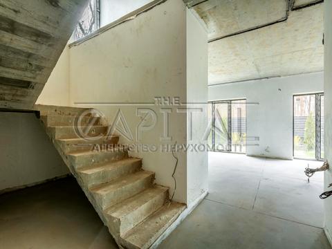 будинок за адресою Валерія Лобановського вул.