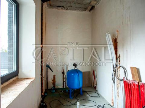 будинок за адресою Валерія Лобановського вул.