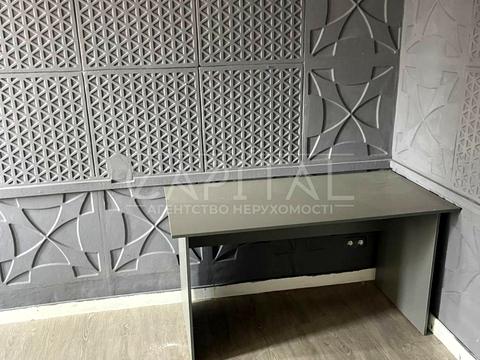 коммерческая по адресу Глубочицкая ул., 16