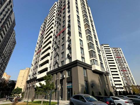 квартира за адресою Любомира Гузара просп. (Космонавта Комарова), 13