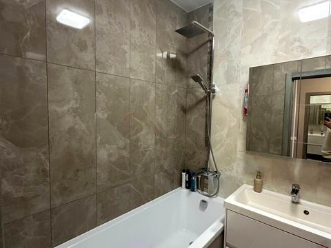 квартира за адресою Любомира Гузара просп. (Космонавта Комарова), 13