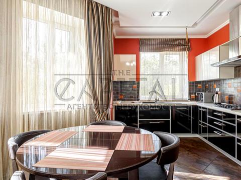 будинок за адресою вул. Звенигородська